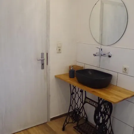 Charmanter Altbau In Ortskernlage